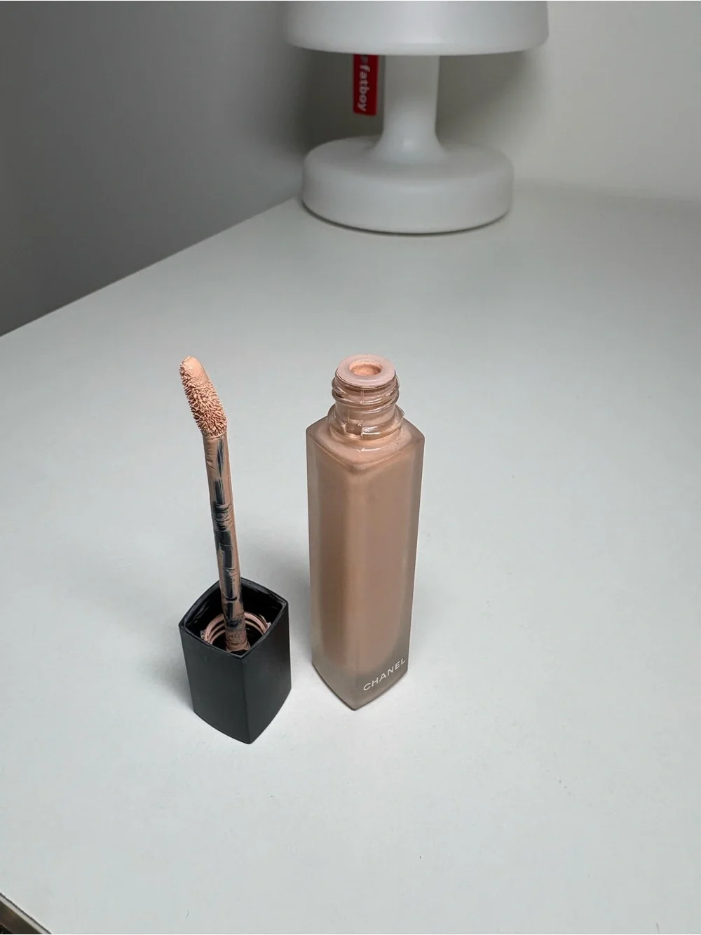 Chanel ultra le teint concealer , B20